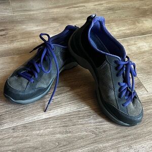 Dansko purple gray Sabrina walking comfort show preowned good clean condition 38